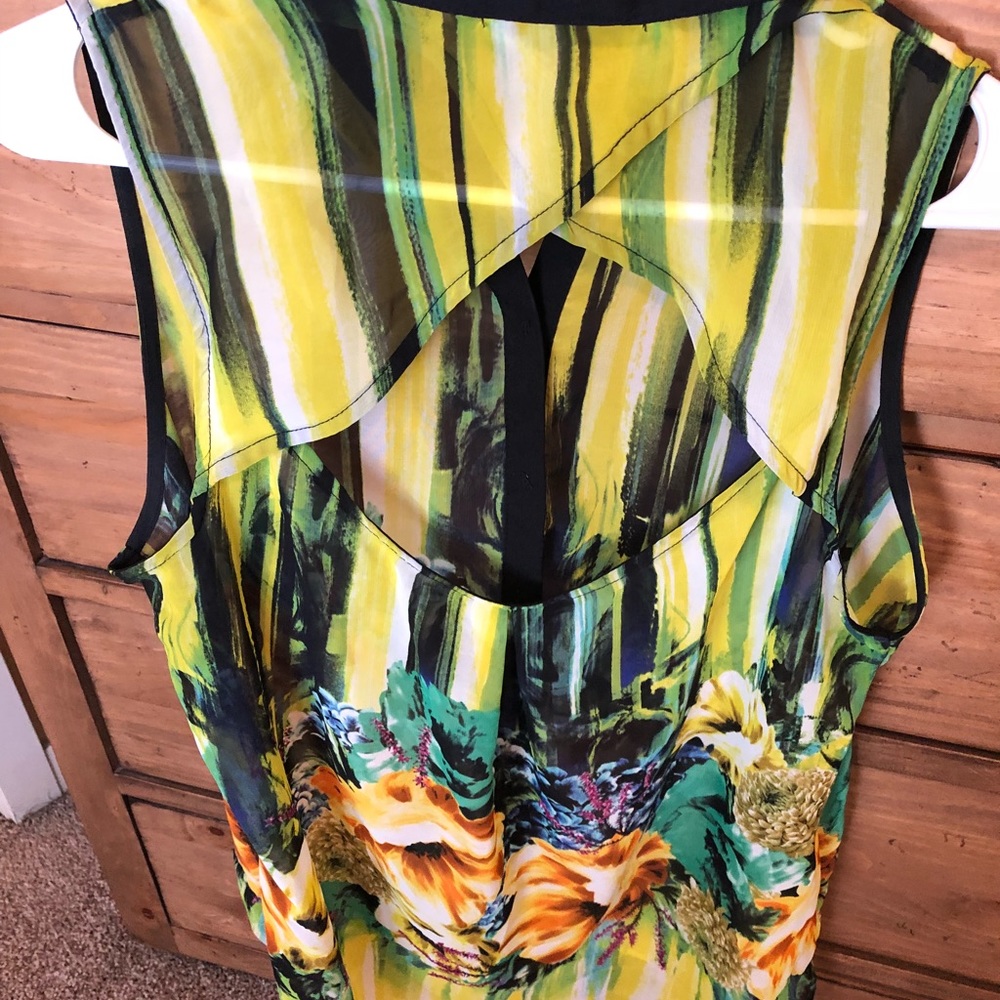 Blouse - Picture 2 of 3